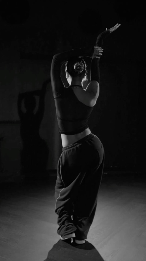 Cours de Reggaeton chez LŪM
